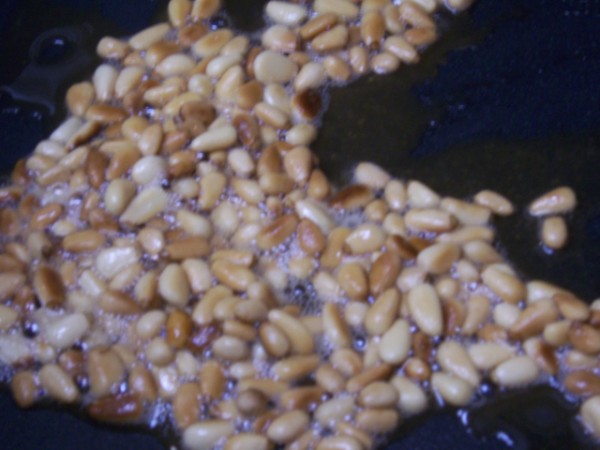 Spinach with raisins Nancy Walker Healthy Eating